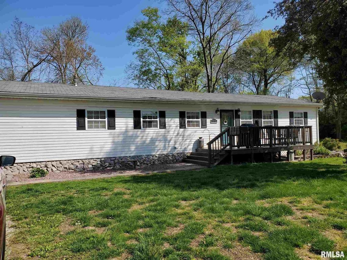 6596 Meadow Dr., Steeleville, IL