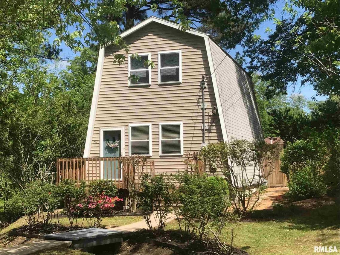 711 N Allyn St., Carbondale, IL 62901