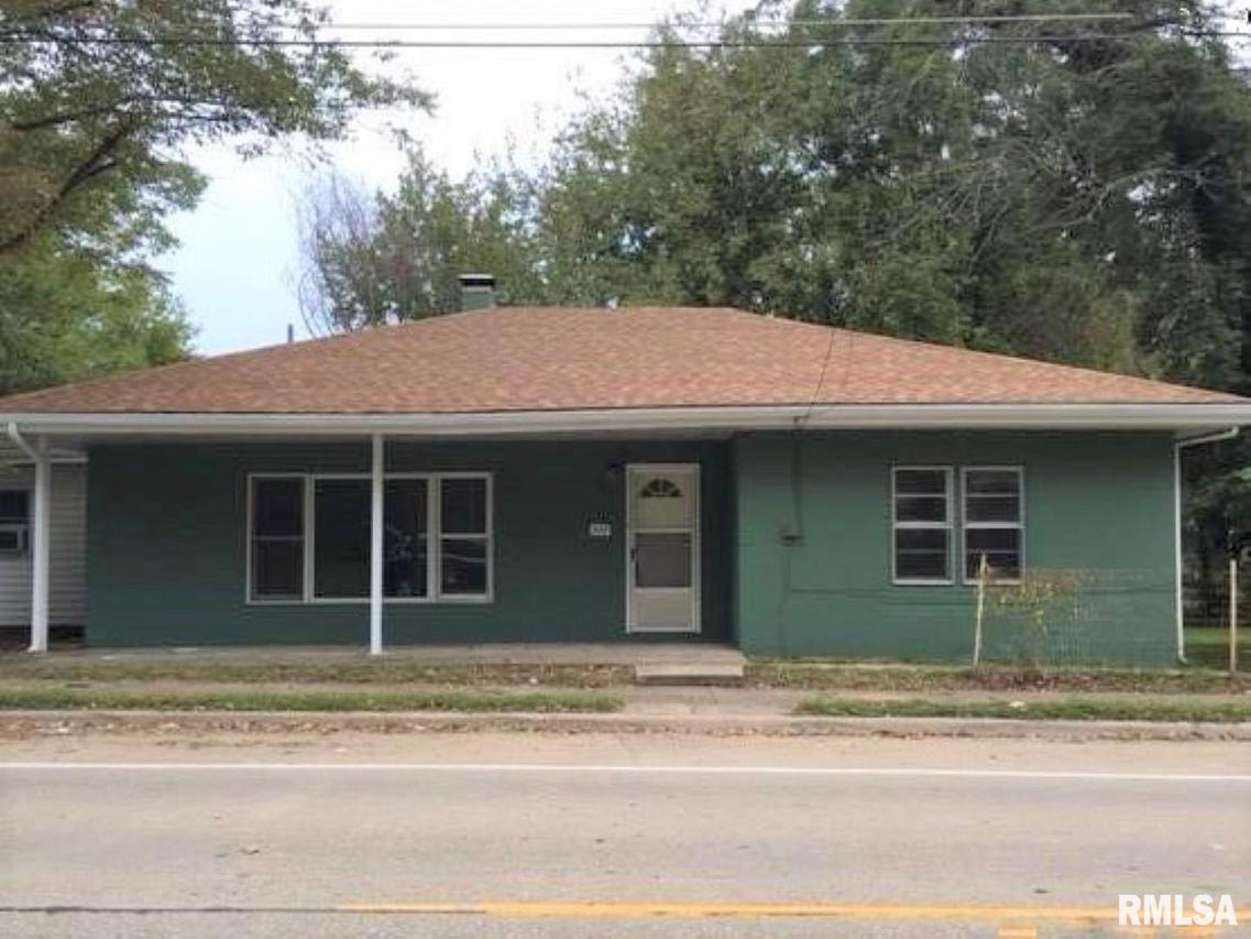 808 W Willow St., Carbondale, IL 62901