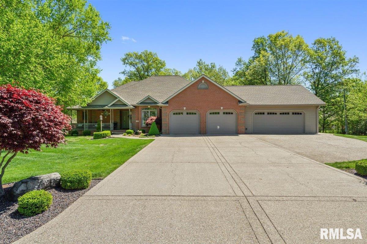 507 Easy St., Mt Carmel, IL 62863