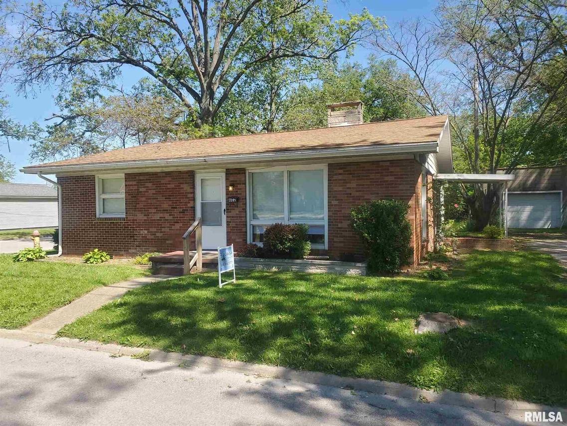 602 E 13th St., Centralia, IL 62801