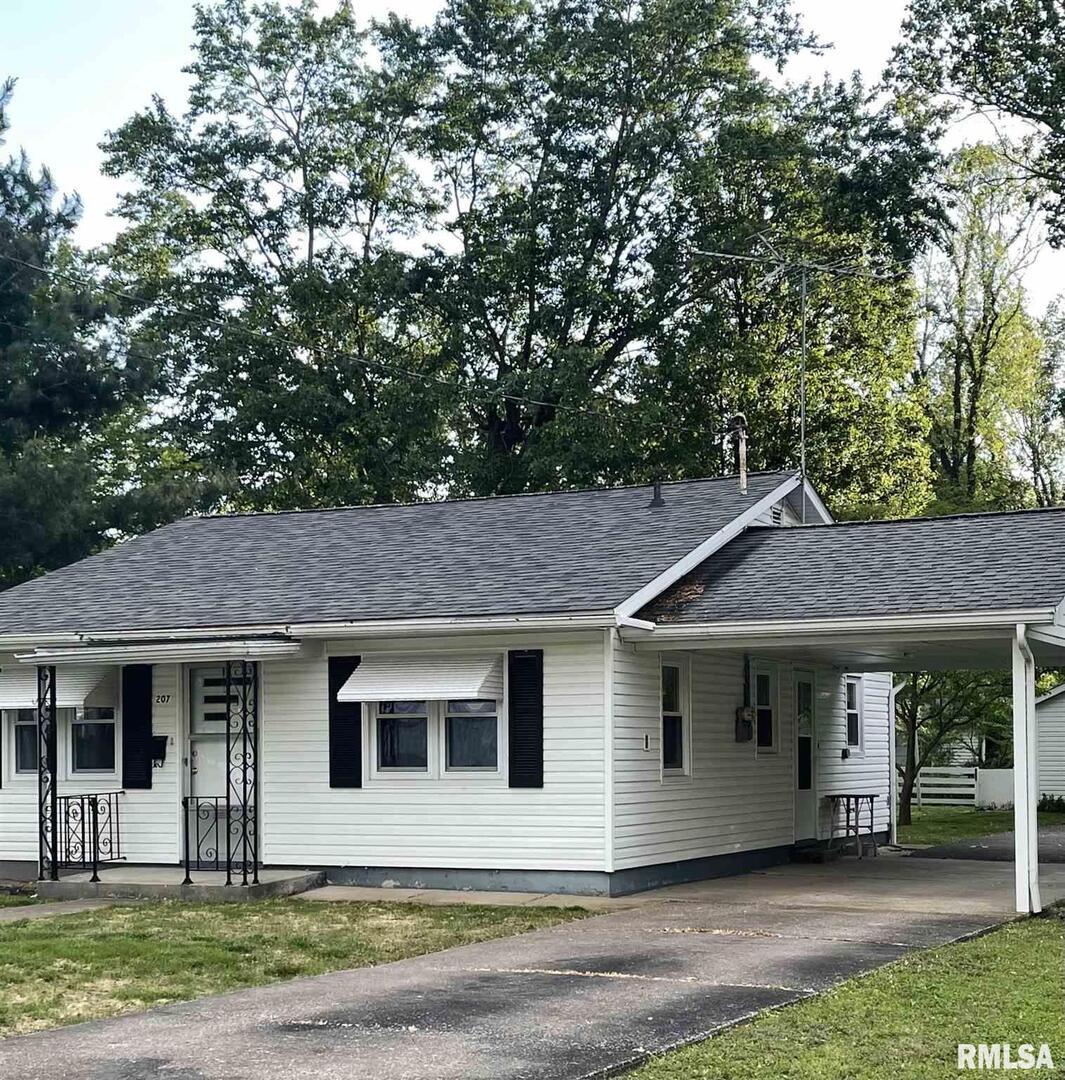 207 N 22nd St., Murphysboro, IL 62966