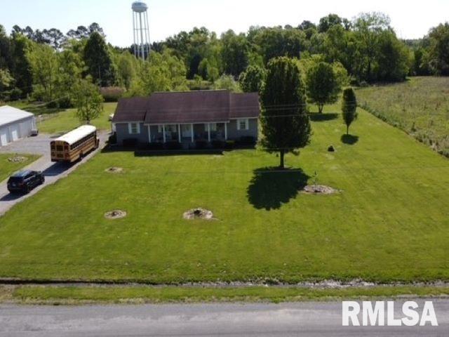 11902 Greg St., Sesser, IL 62884