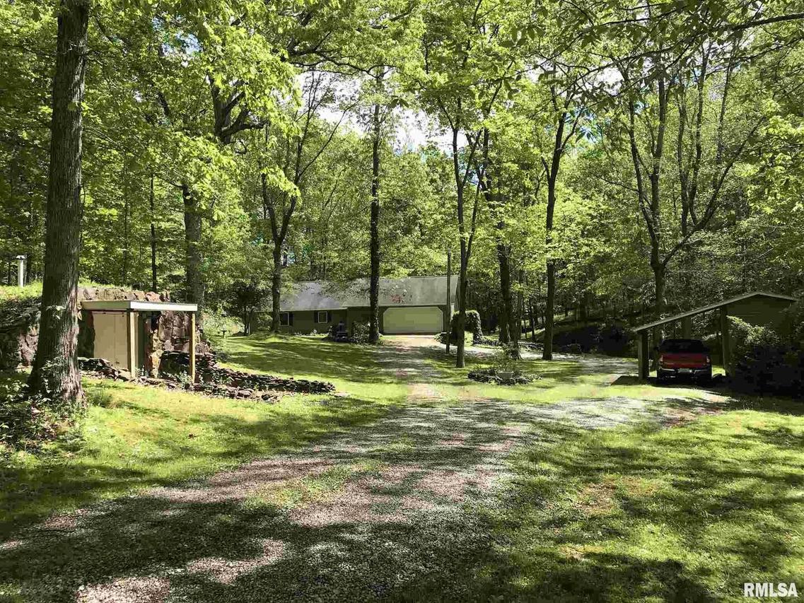 92 Bent Creek Rd., Carbondale, IL 62902