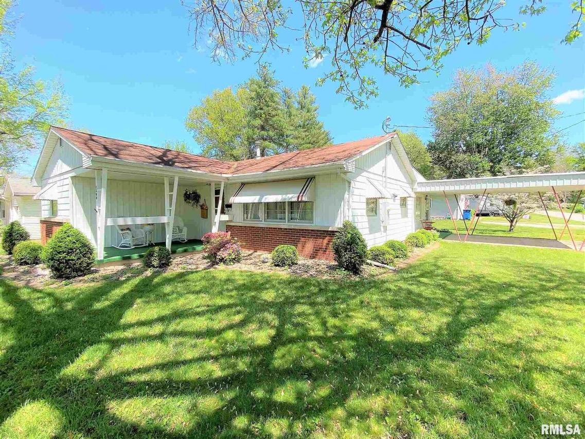 1300 N Fair St., Olney, IL 62450