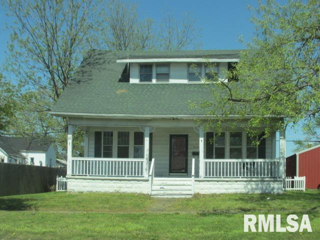 1012 State St., Eldorado, IL 62930