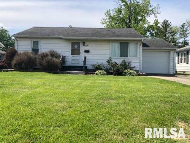 1441 E 3rd St., Centralia, IL 62801