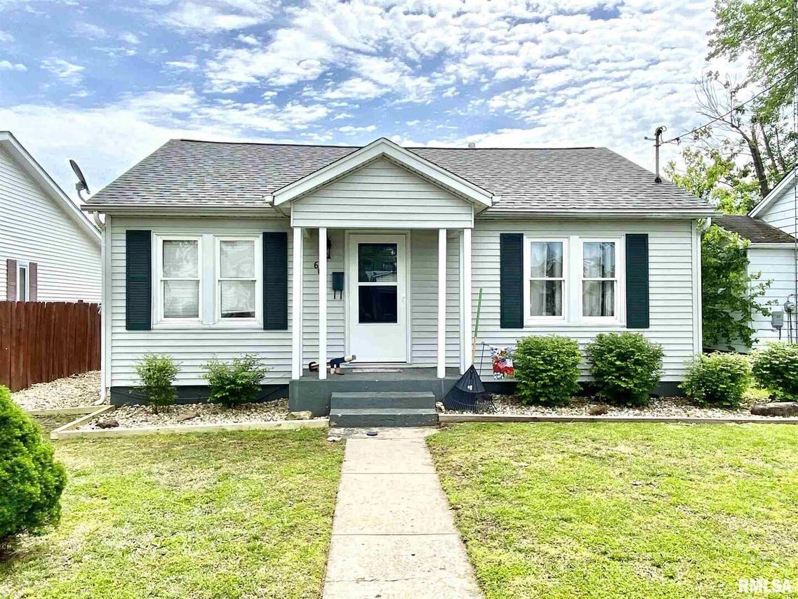 606 N 16th St., Murphysboro, IL 62966