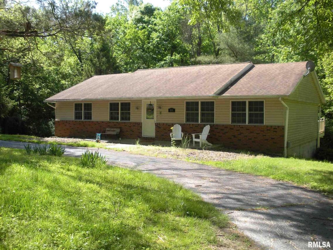 155 Hawthorn Hollow Rd., Carbondale, IL 62903