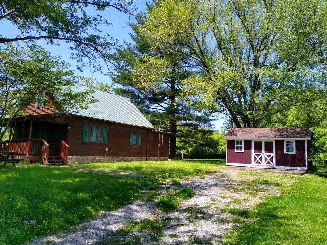 580 Brown Ln., Vienna, IL 62995