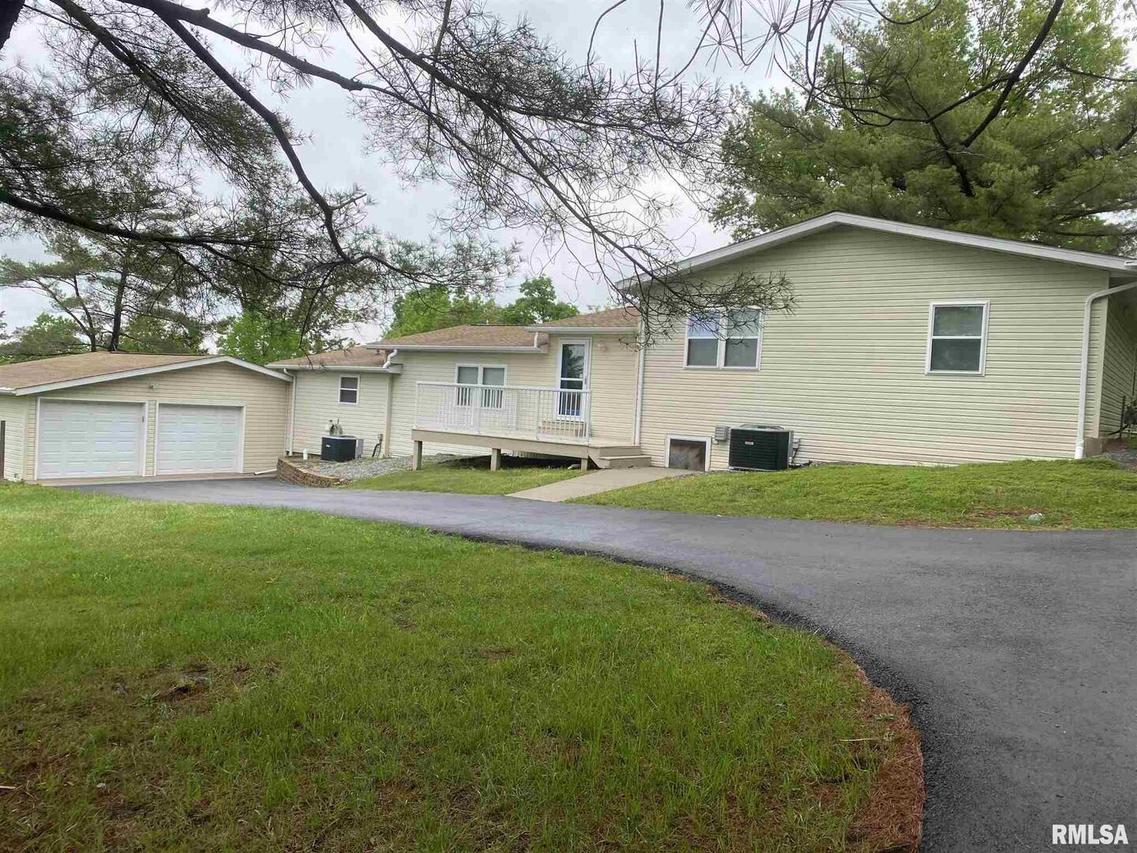 580 Phillips Rd., Carbondale, IL 62902