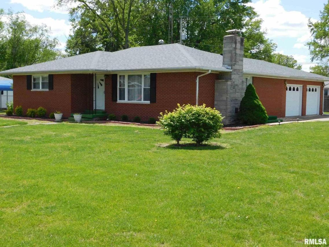 126 E Oak Park Dr., Centralia, IL 62801