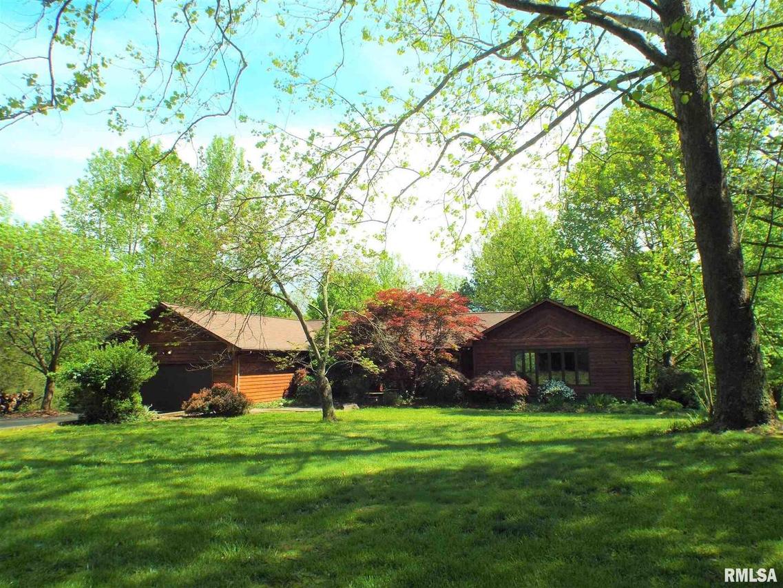 392 Union Grove Rd., Carbondale, IL 62903