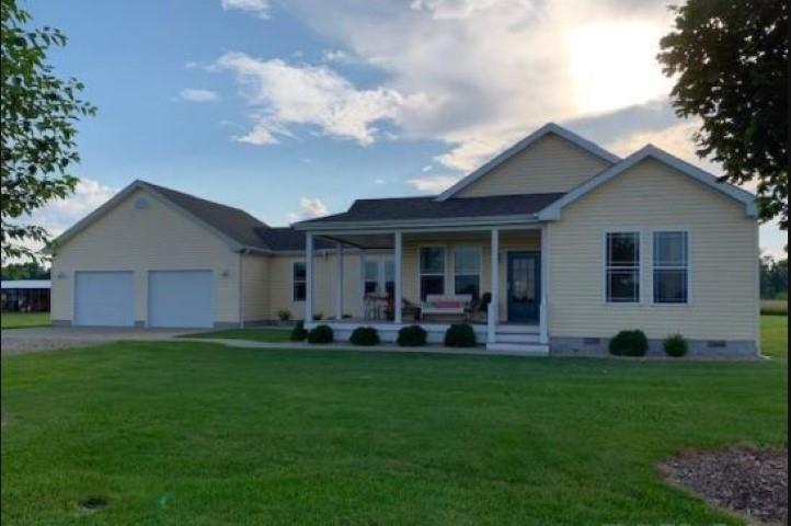 1963 Charleston Rd., Salem, IL 62881