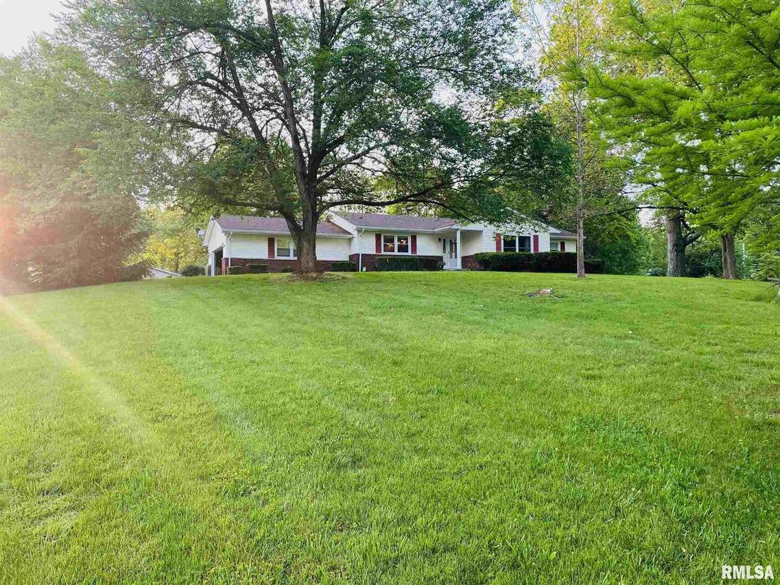 12535 Blackberry Hills Ln., Marion, IL 62959