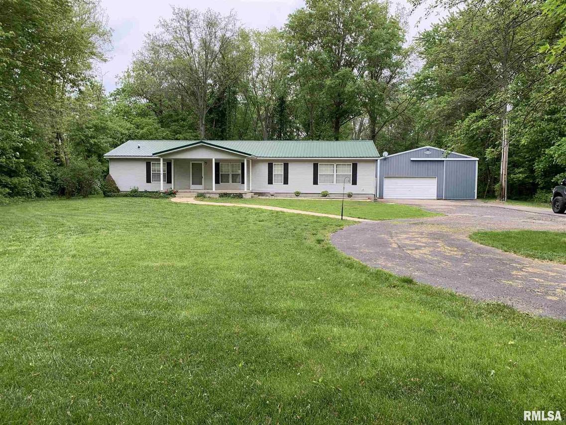 1247 State Route 161 E St., Centralia, IL 62801