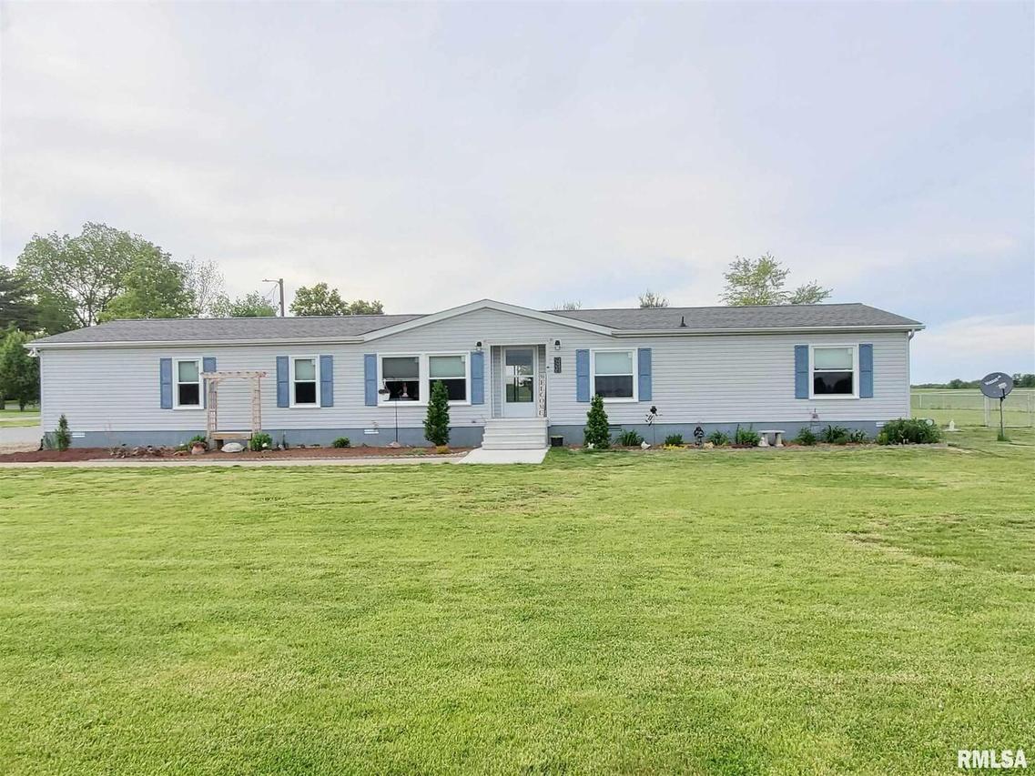 2551 Cedar Point Rd., Raleigh, IL 62977