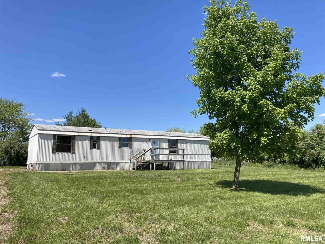 60 Kellys St., Goreville, IL 62939