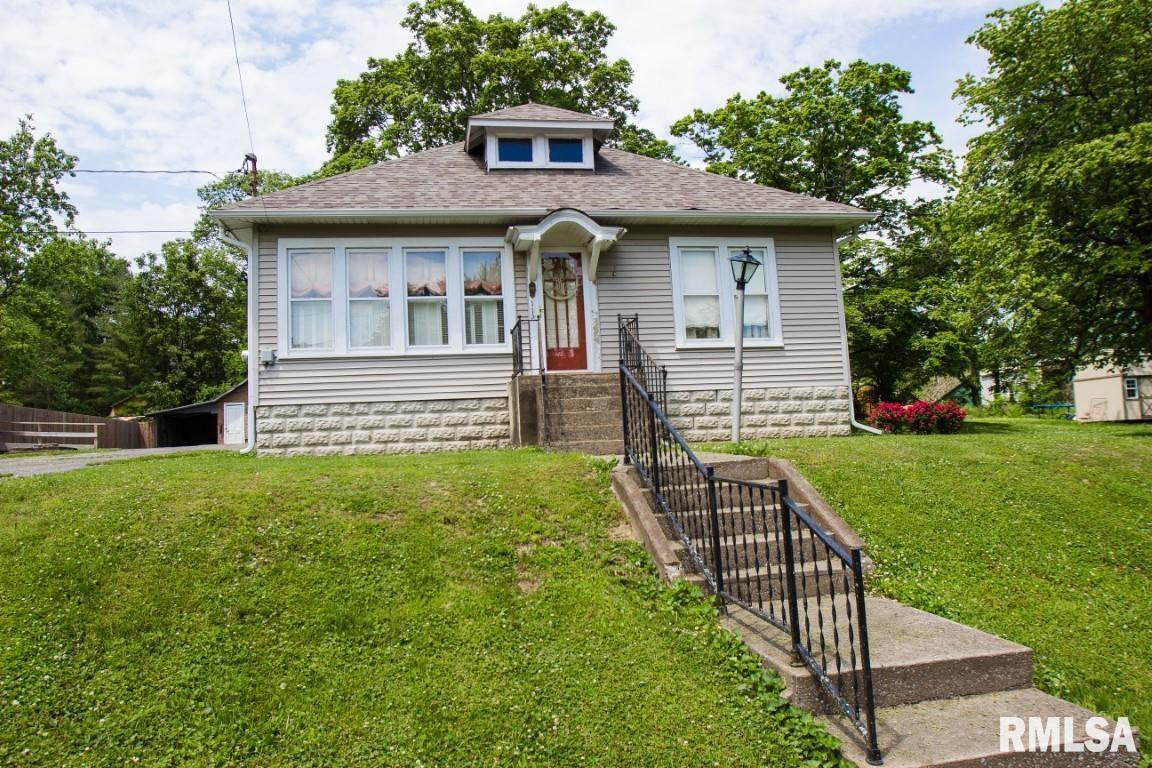 112 W Ash St., Cobden, IL 62920