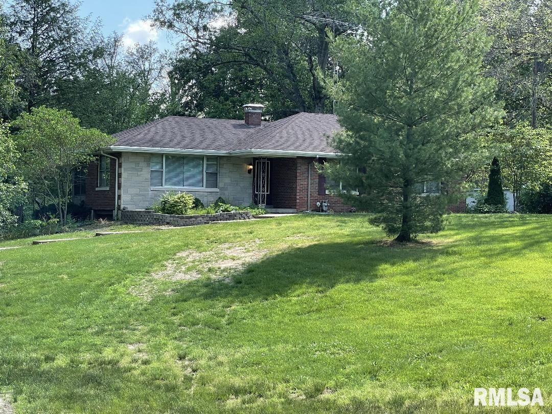 360 Community Beach Rd., Centralia, IL 62801