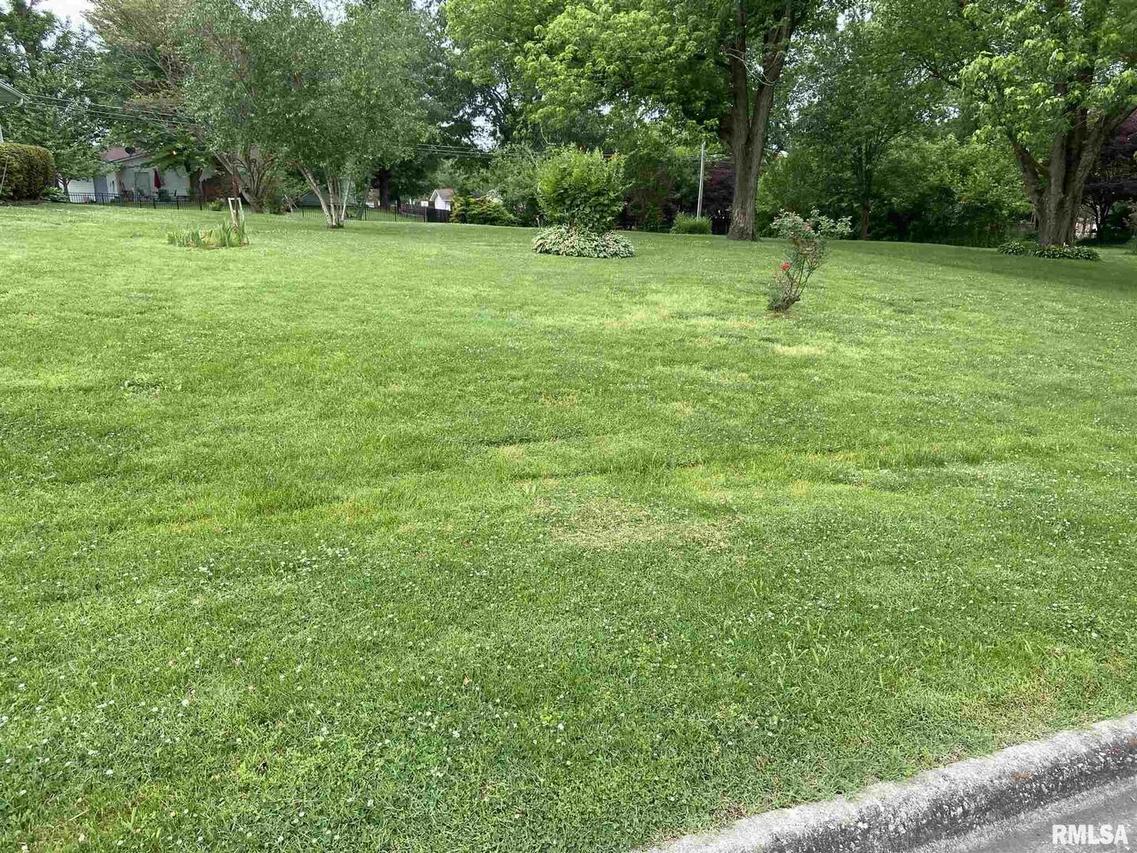 132 Turner Ave., Anna, IL 62906