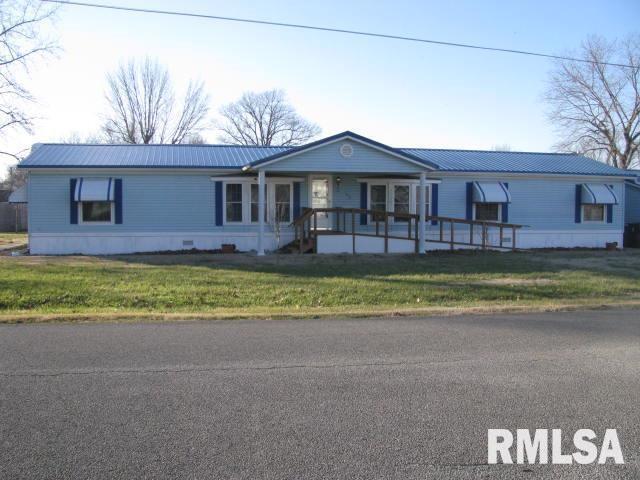 109 School St., Zeigler, IL 62999