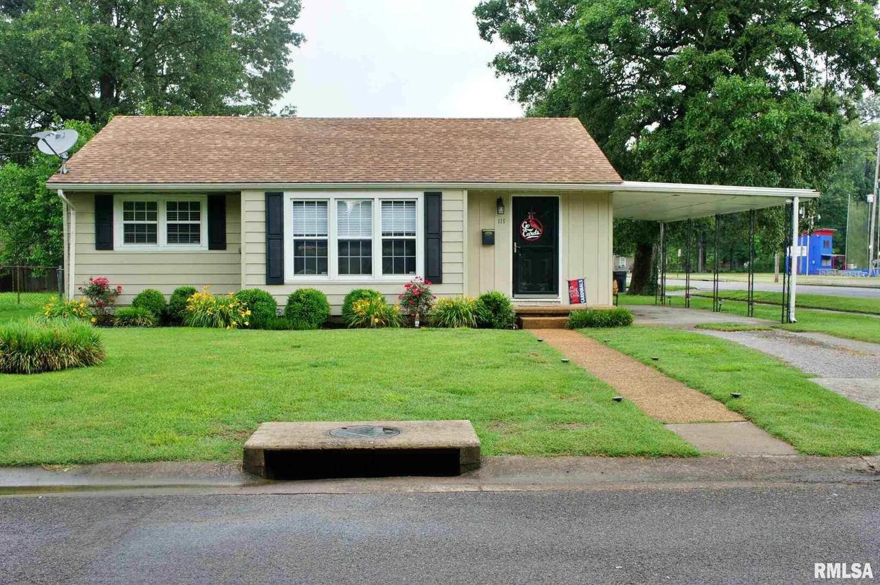 111 E 15th St., Metropolis, IL 62960