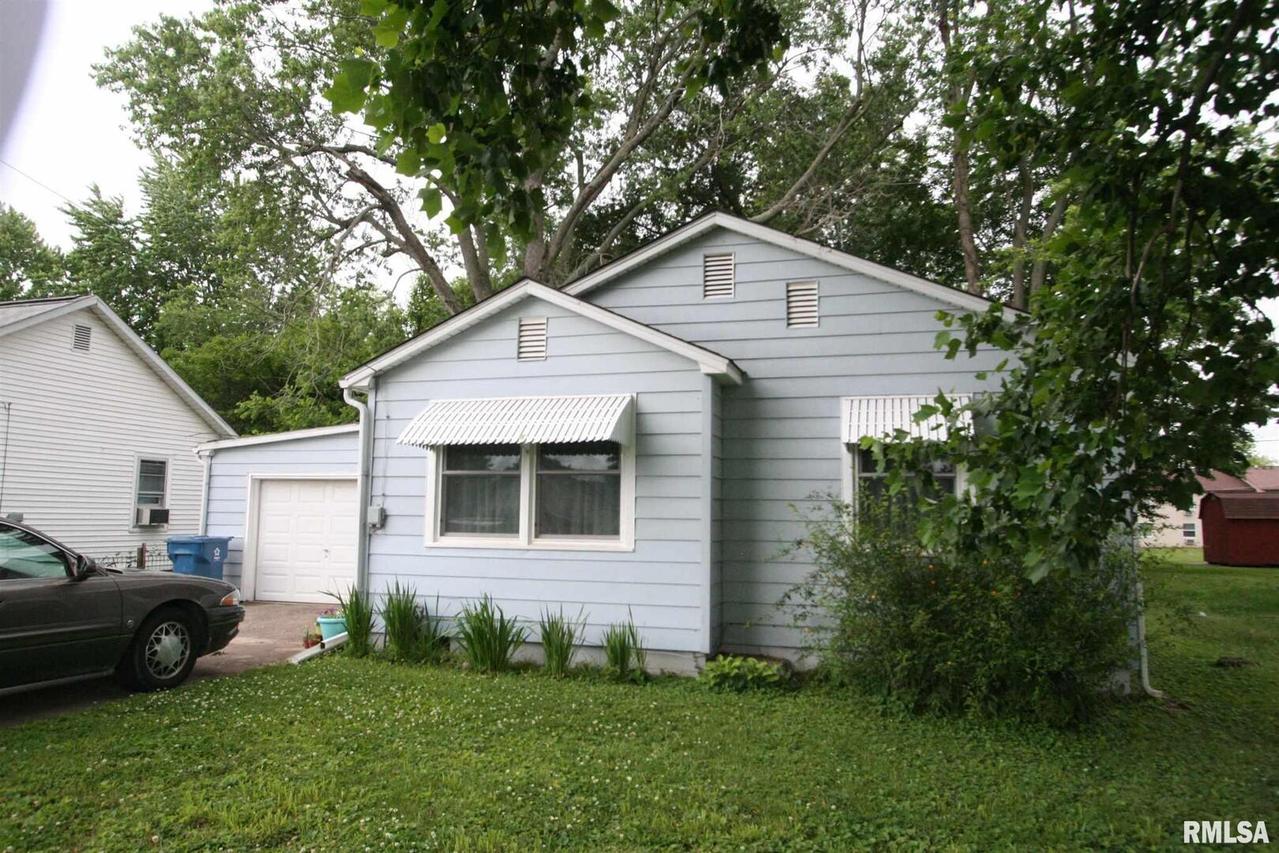 714 Beck St., Carmi, IL 62821