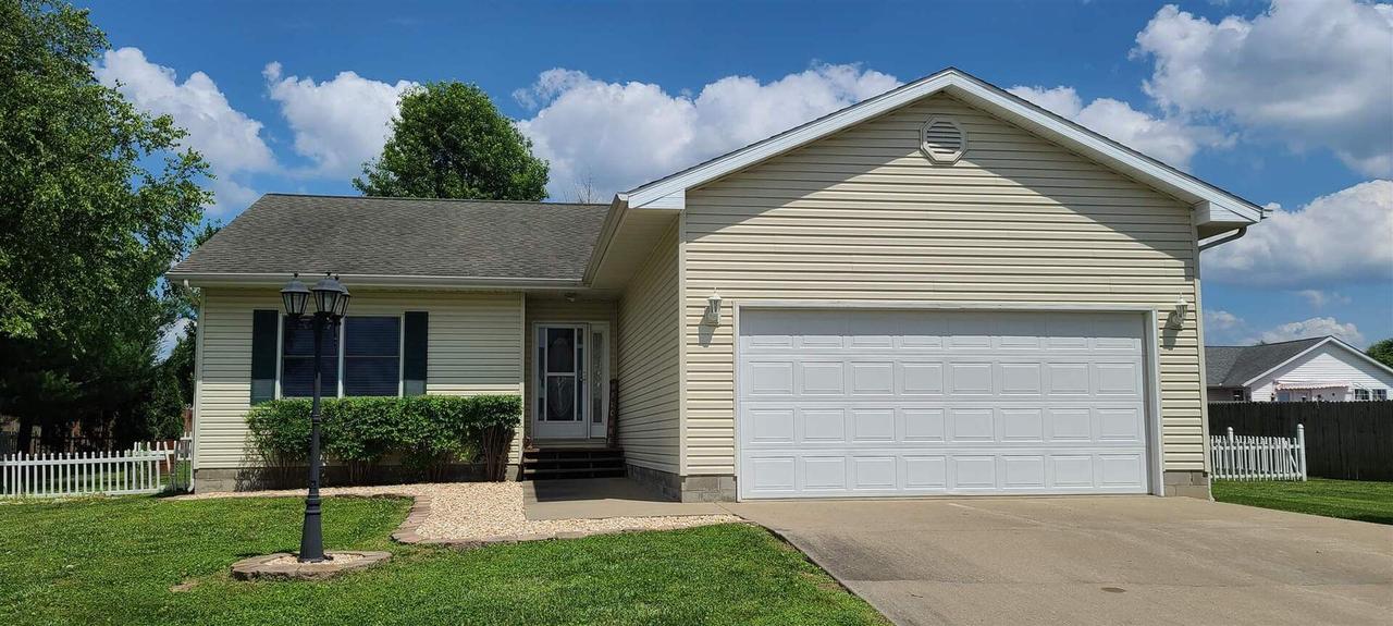 404 Emperor Ln., Herrin, IL 62948