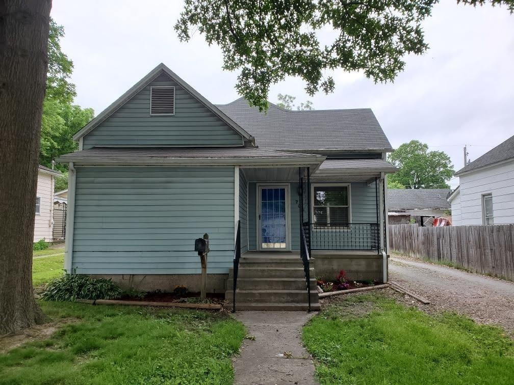 705 S 11th St., Herrin, IL 62948