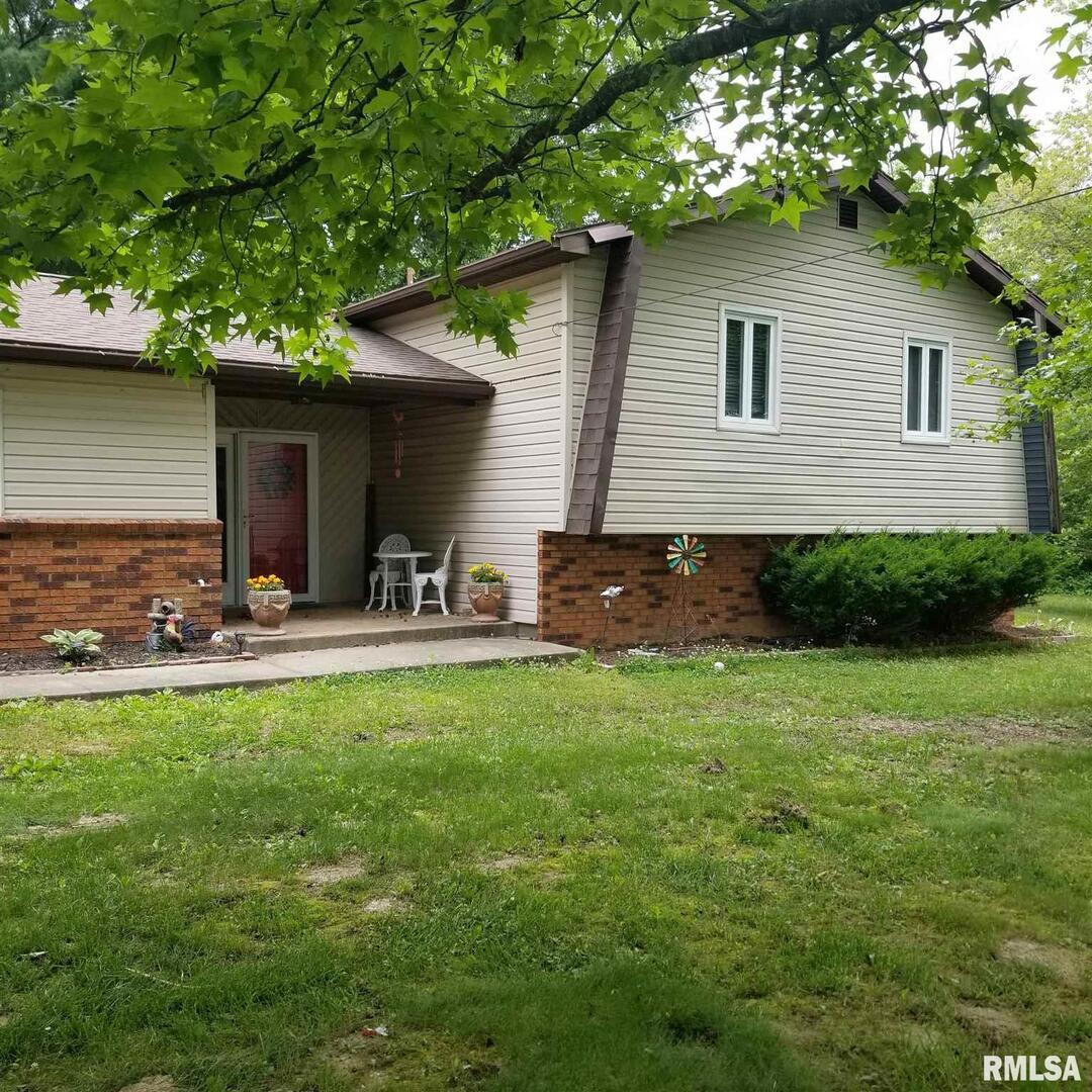 14426 E Loyola Rd., Mt Vernon, IL 62864