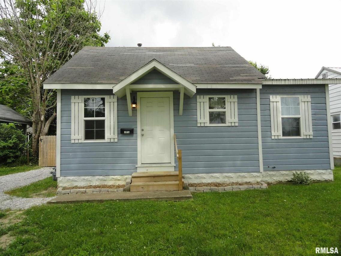 1010 S 26th St., Mt Vernon, IL 62864