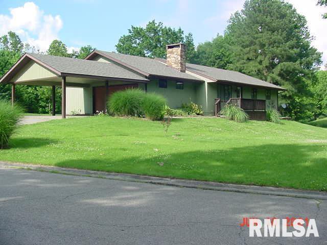 15 Louis Wides Dr., Murphysboro, IL 62966