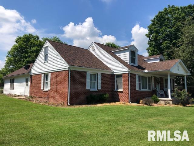 235 Main St., Buncombe, IL 62912