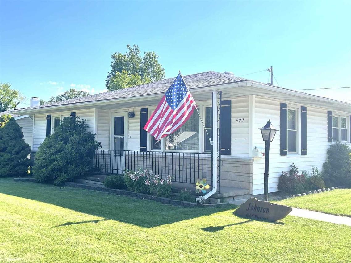 423 S Pleasant, Centralia, IL 62801