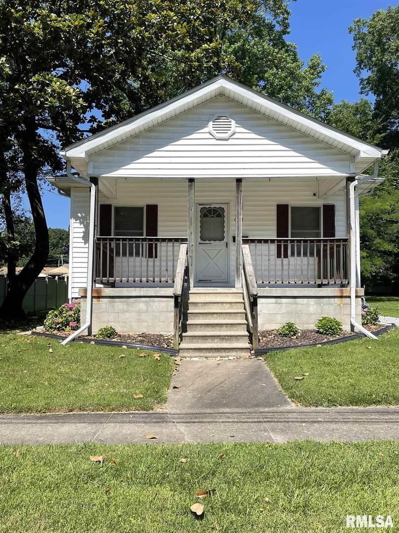 602 N Almond St., Carbondale, IL 62901