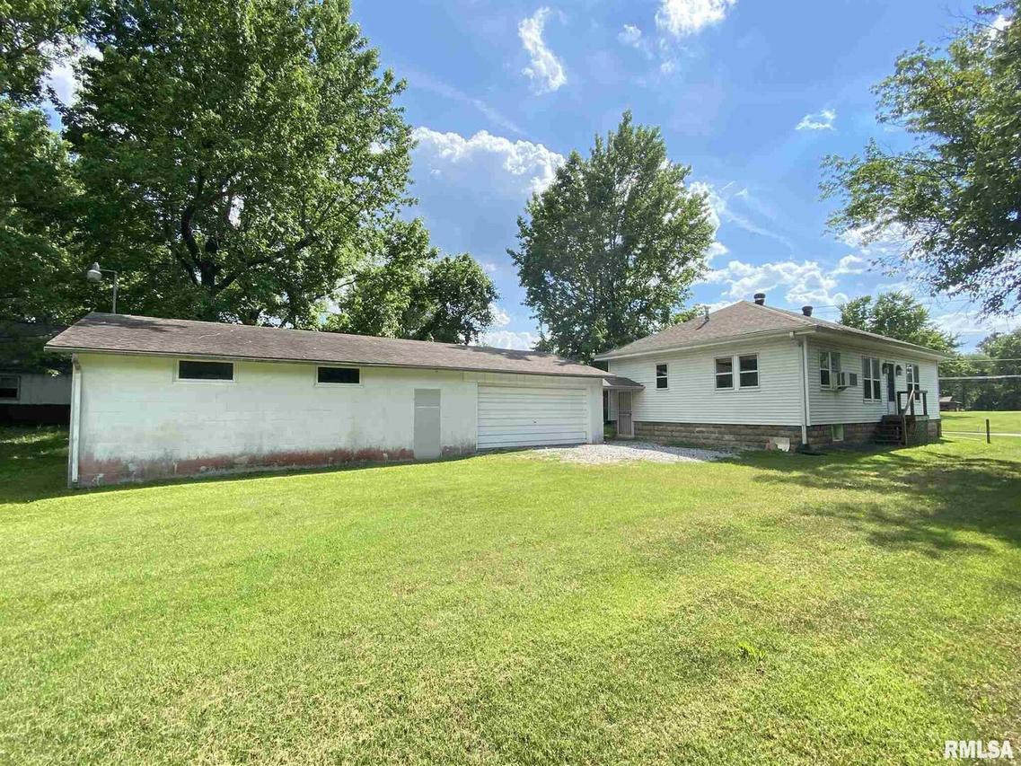 2341 S Illinois Ave., Carbondale, IL 62903