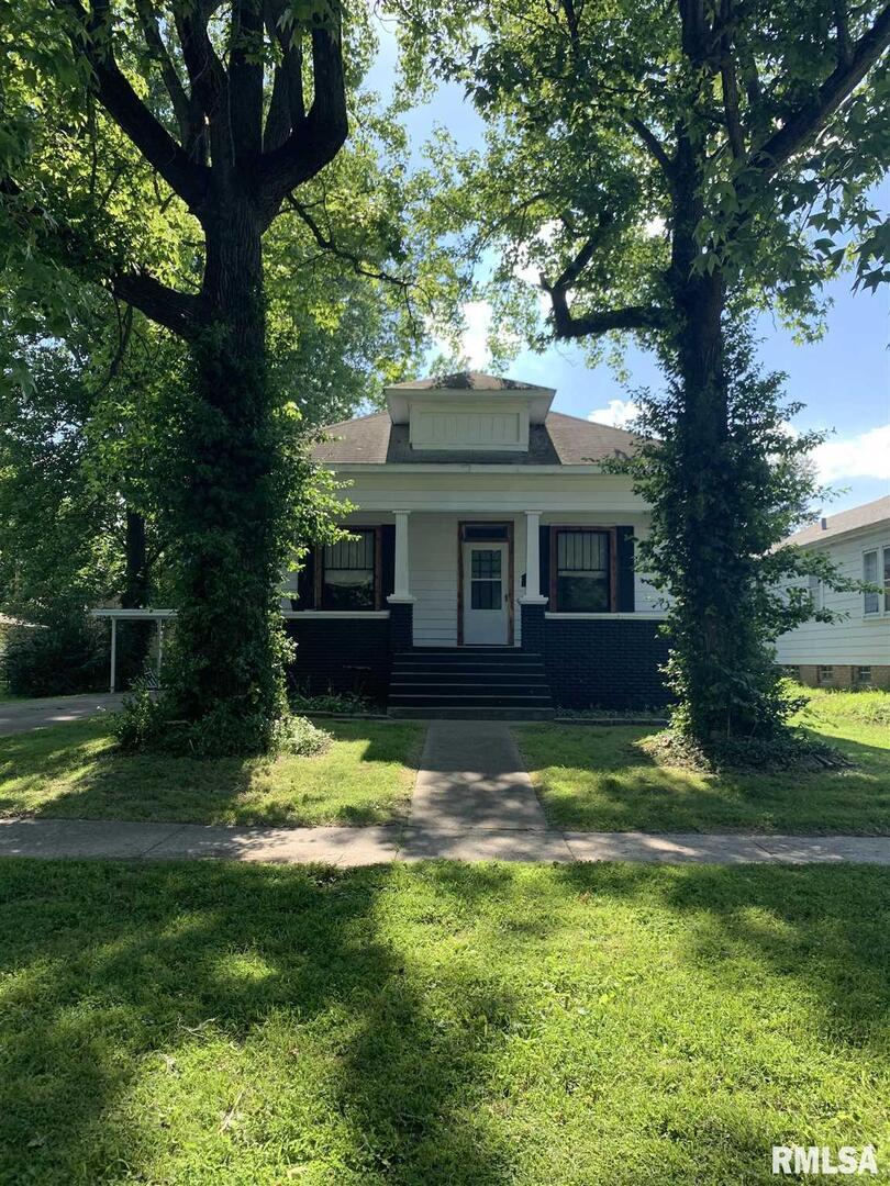 416 S Calumet St., Marion, IL 62959