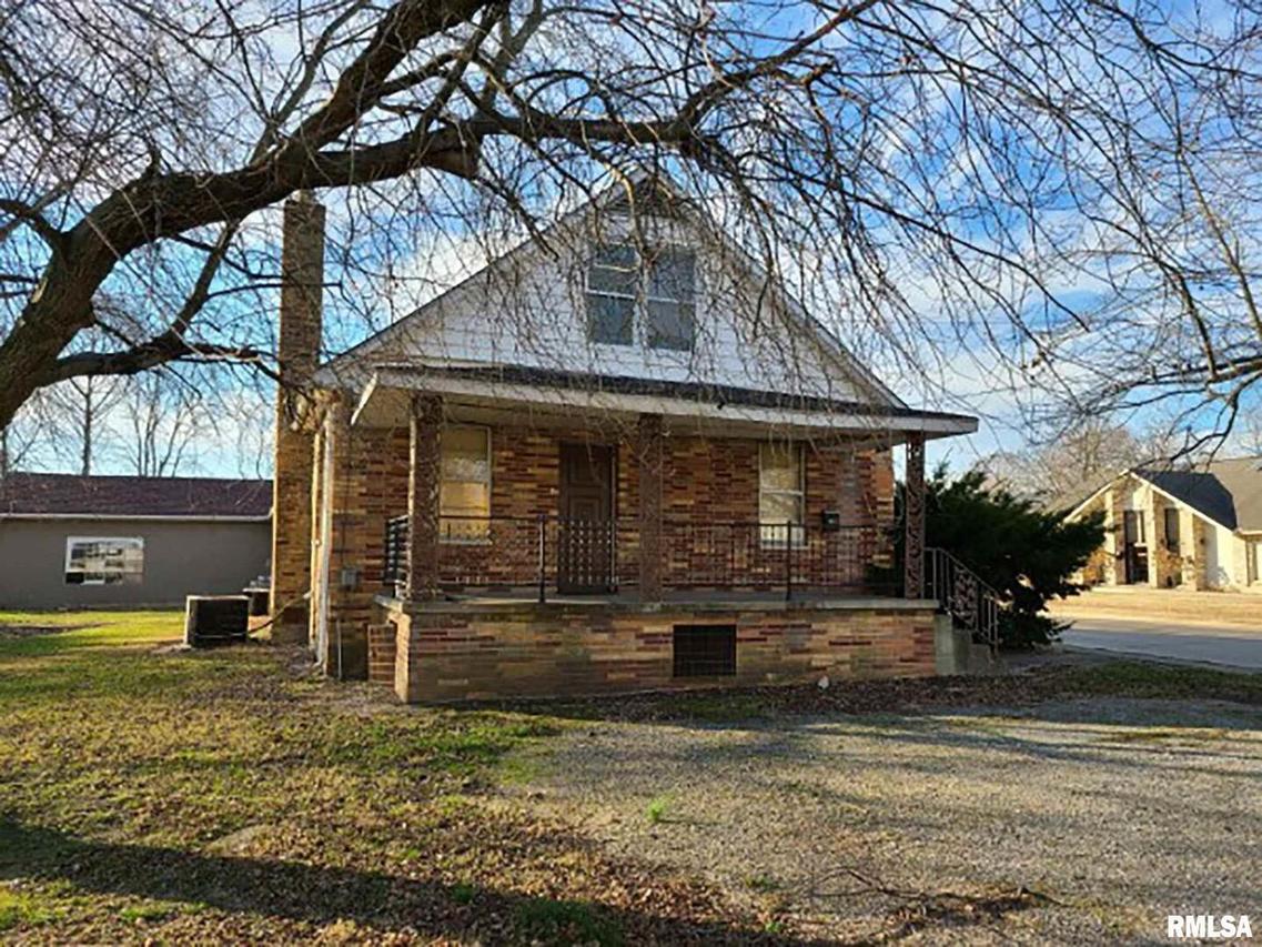 1103 W Boulevard St., Marion, IL 62959