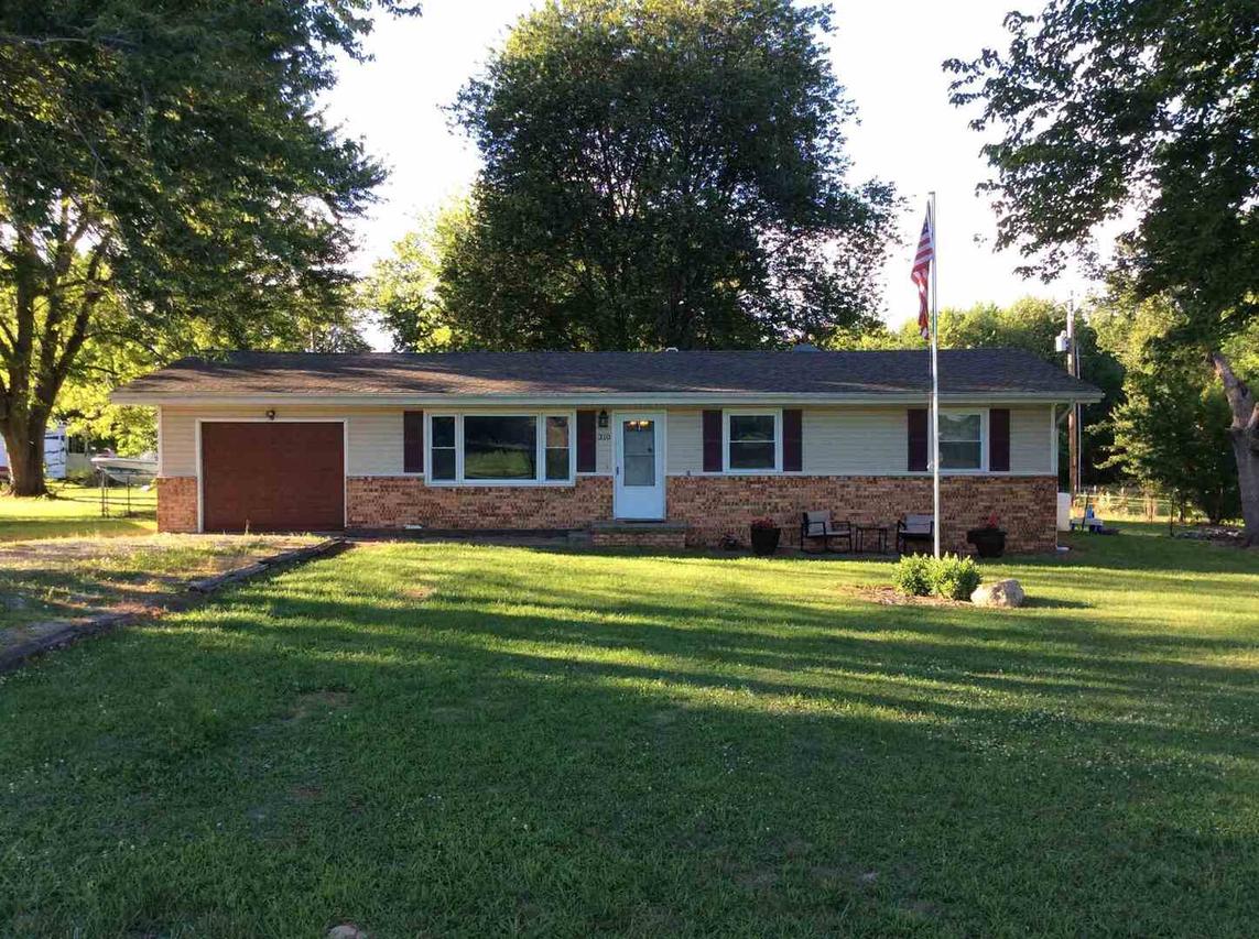 310 E 6th St., Bluford, IL 62814