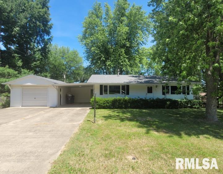 904 Blueberry Hill Ave., Mt Vernon, IL 62864