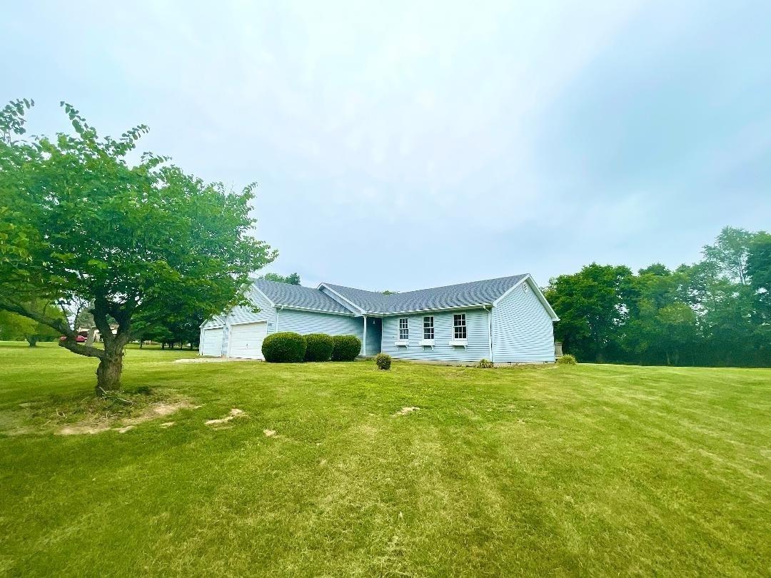 18770 E Weber Rd., Mt Vernon, IL 62864