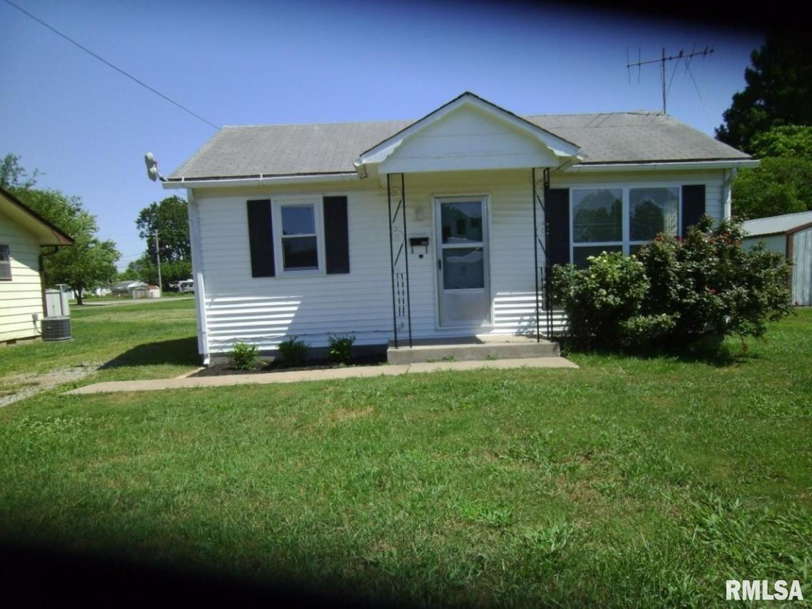 203 Shawneetown Tr., Steeleville, IL 62288