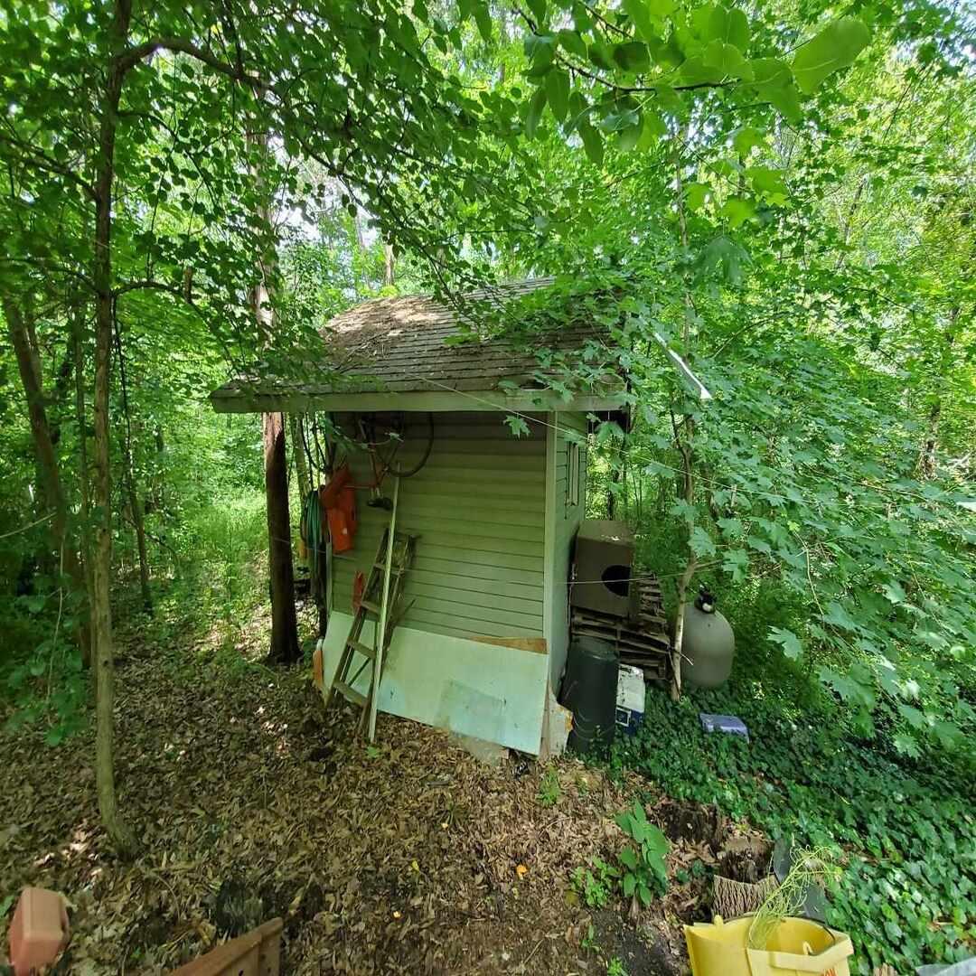 3952 Devils Fork Rd., Carbondale, IL 62902