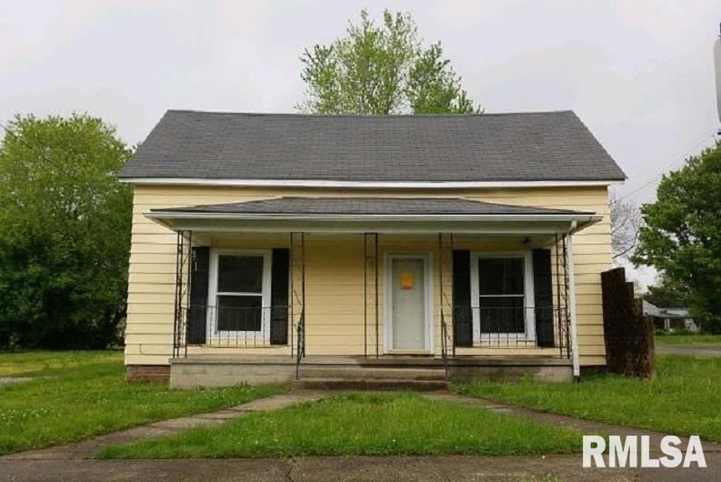 711 N Main St., Carrier Mills, IL 62917