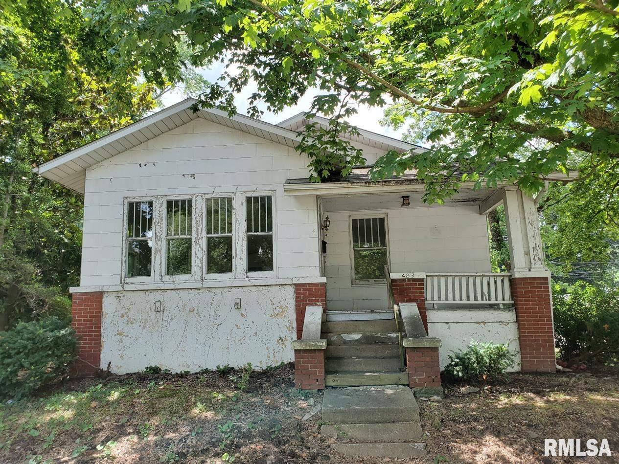 423 E 5th St., Centralia, IL 62801