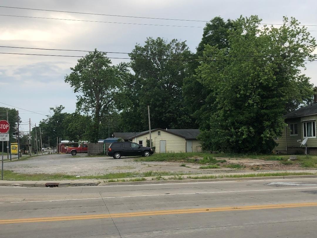 1110 E Main St., Marion, IL 62959
