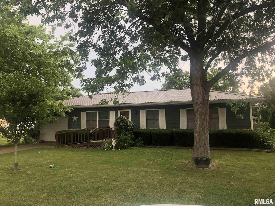 506 Ellen Dr., Carmi, IL 62821