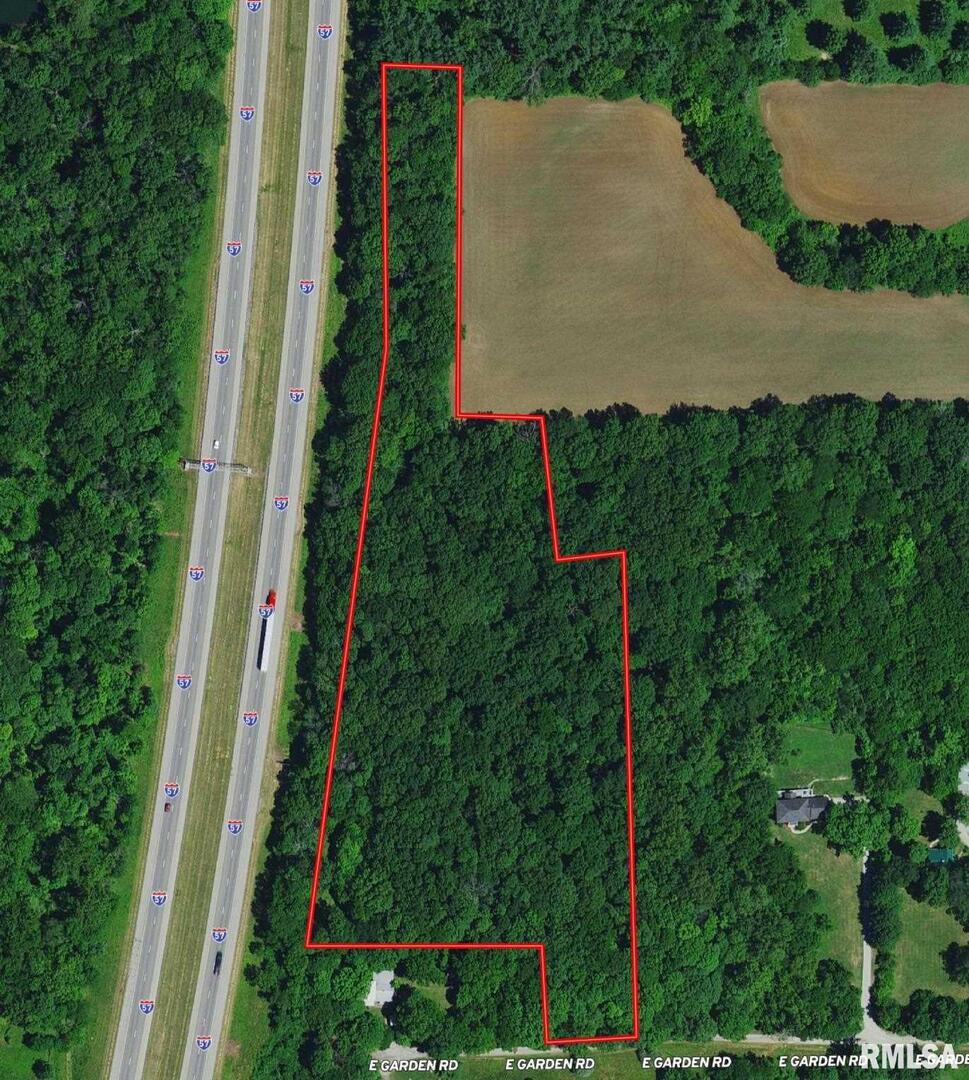 10560 E Garden Rd., Mt Vernon, IL 62864