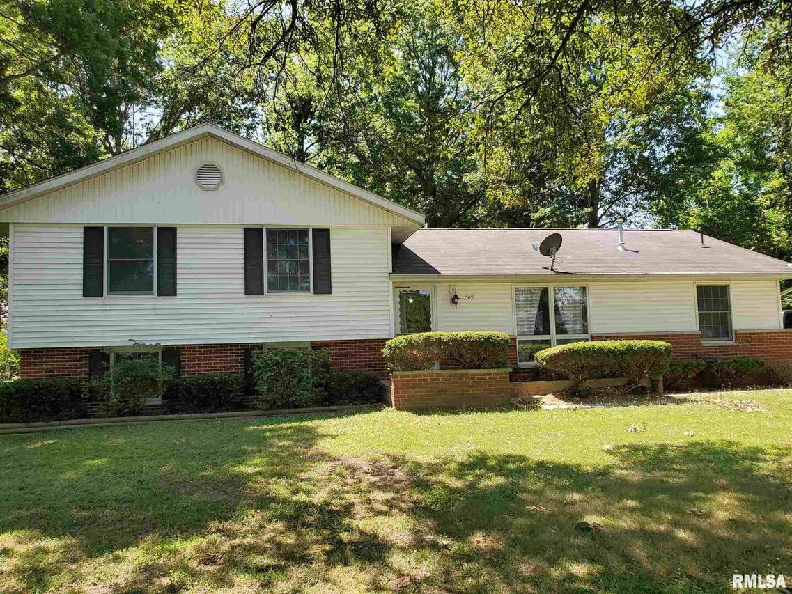 509 E Chestnut St., Percy, IL